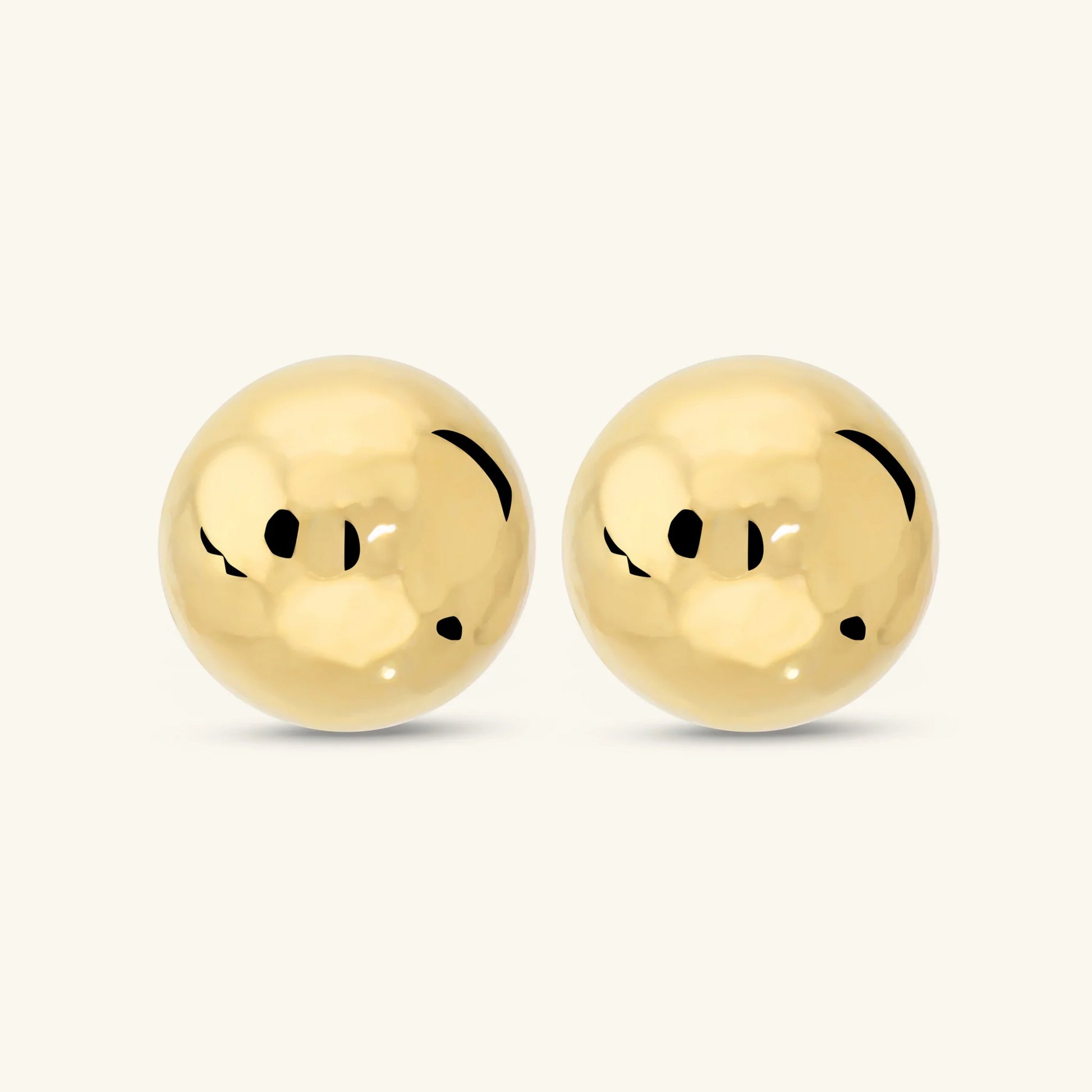 Hammered Button Earrings 20mm