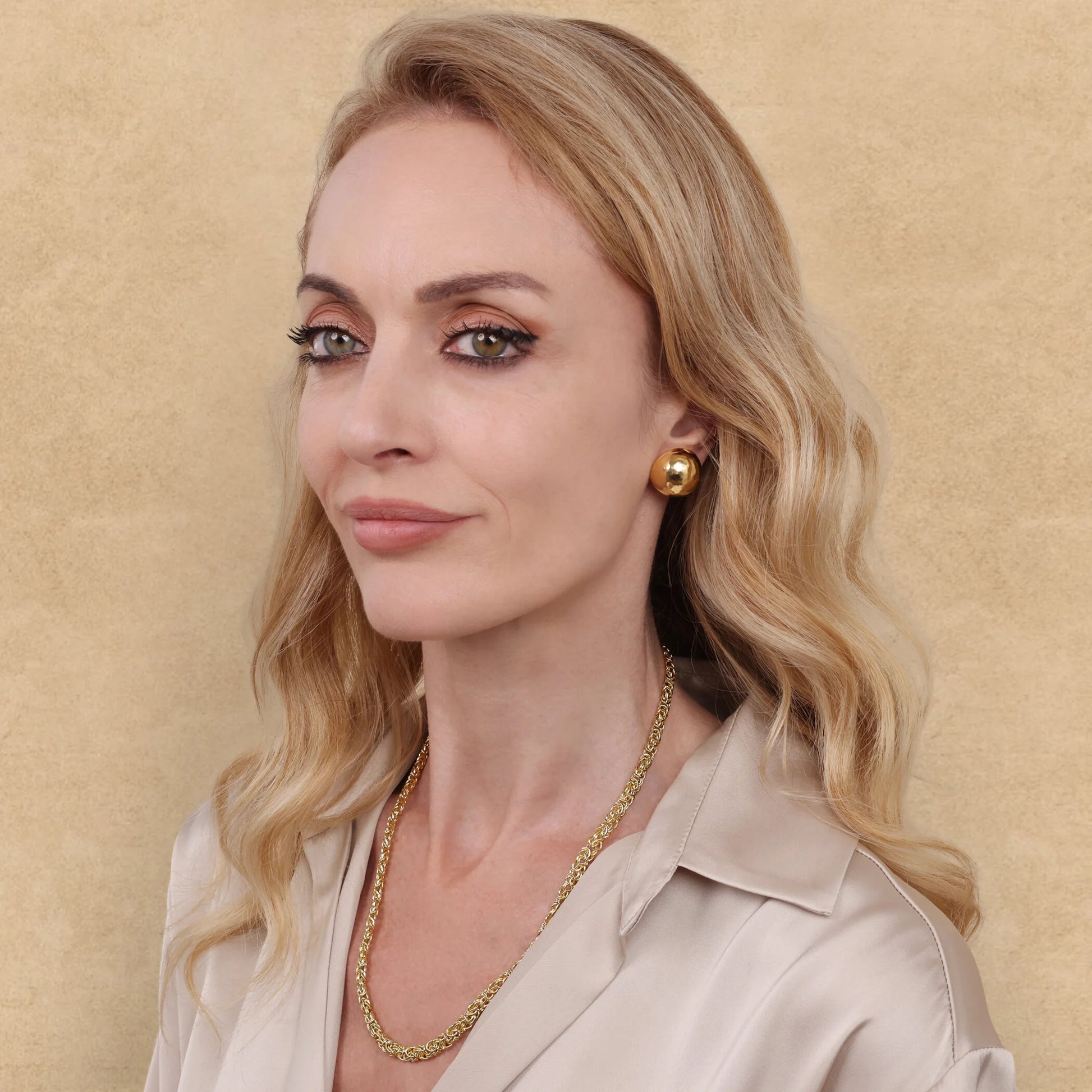 Hammered Stud Earrings 20mm