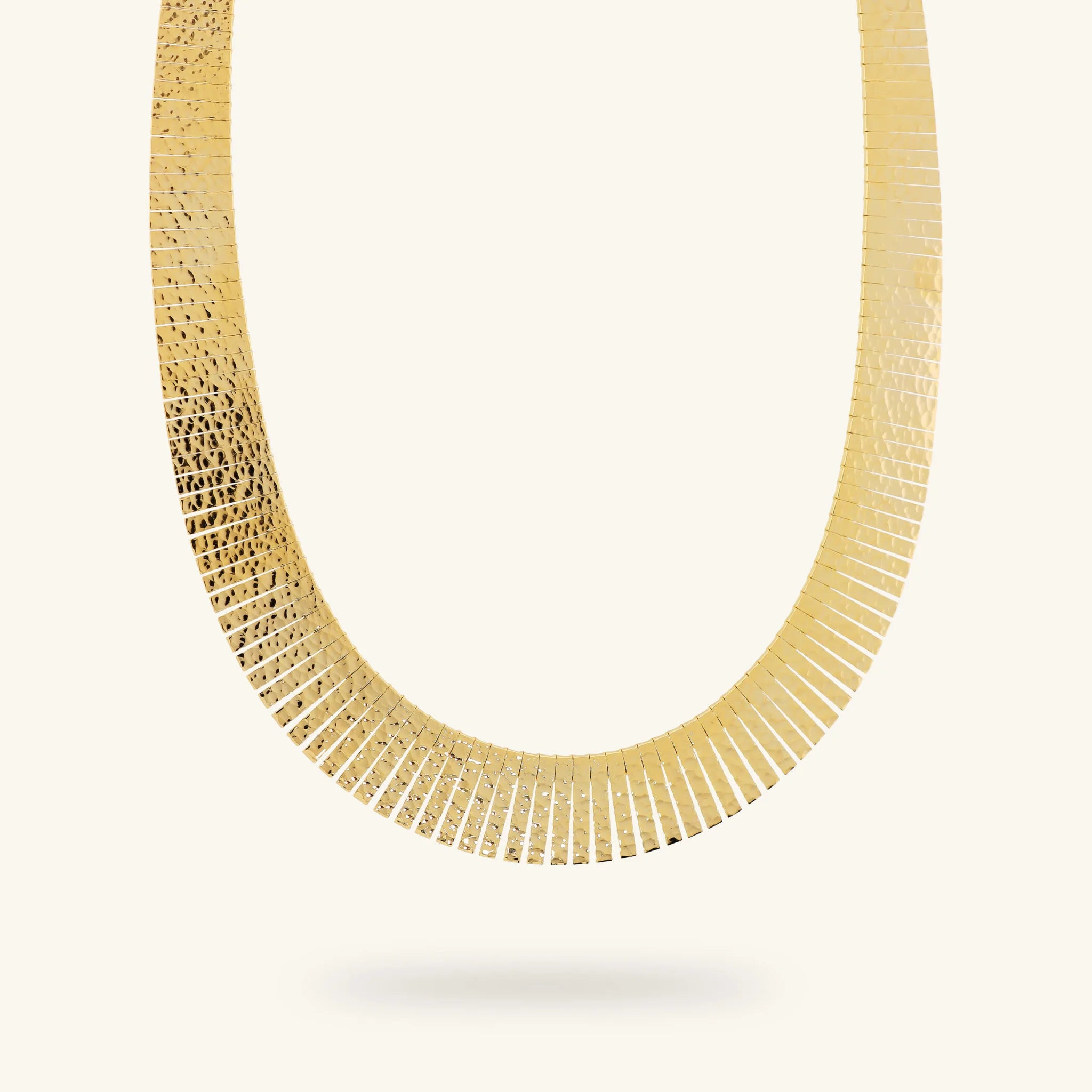 Collana Girocollo Cleopatra Martellata