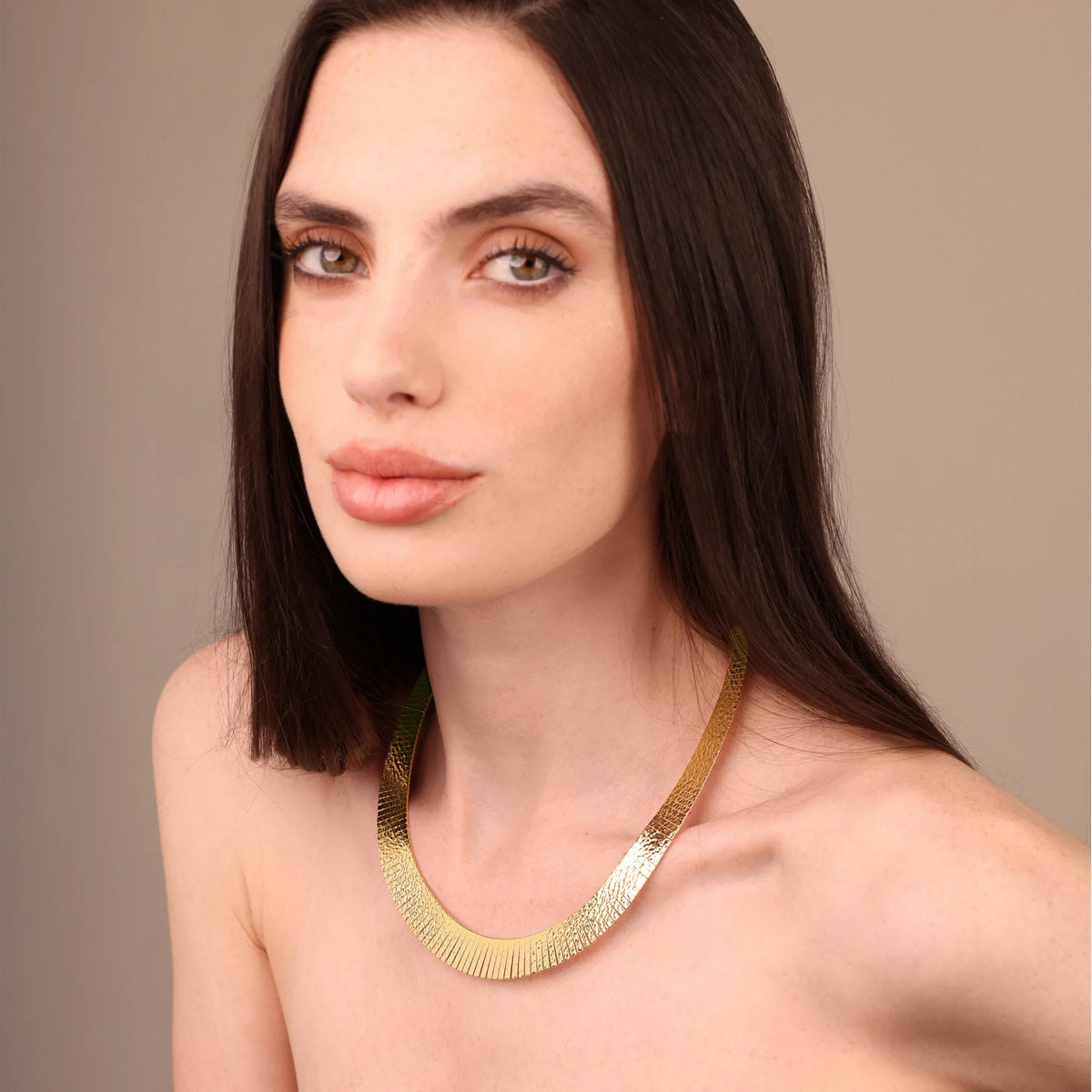 Halskette Cleopatra Choker gehämmert
