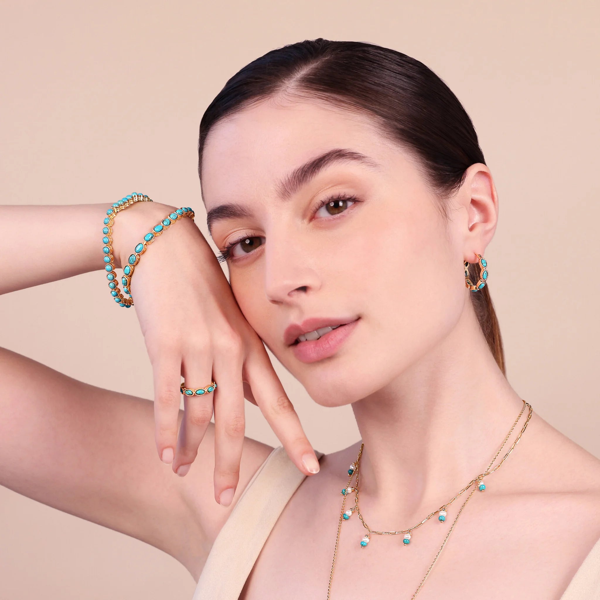 Set Bracciale + Orecchini a Cerchio Lavorati con Pietra Naturale Turchese