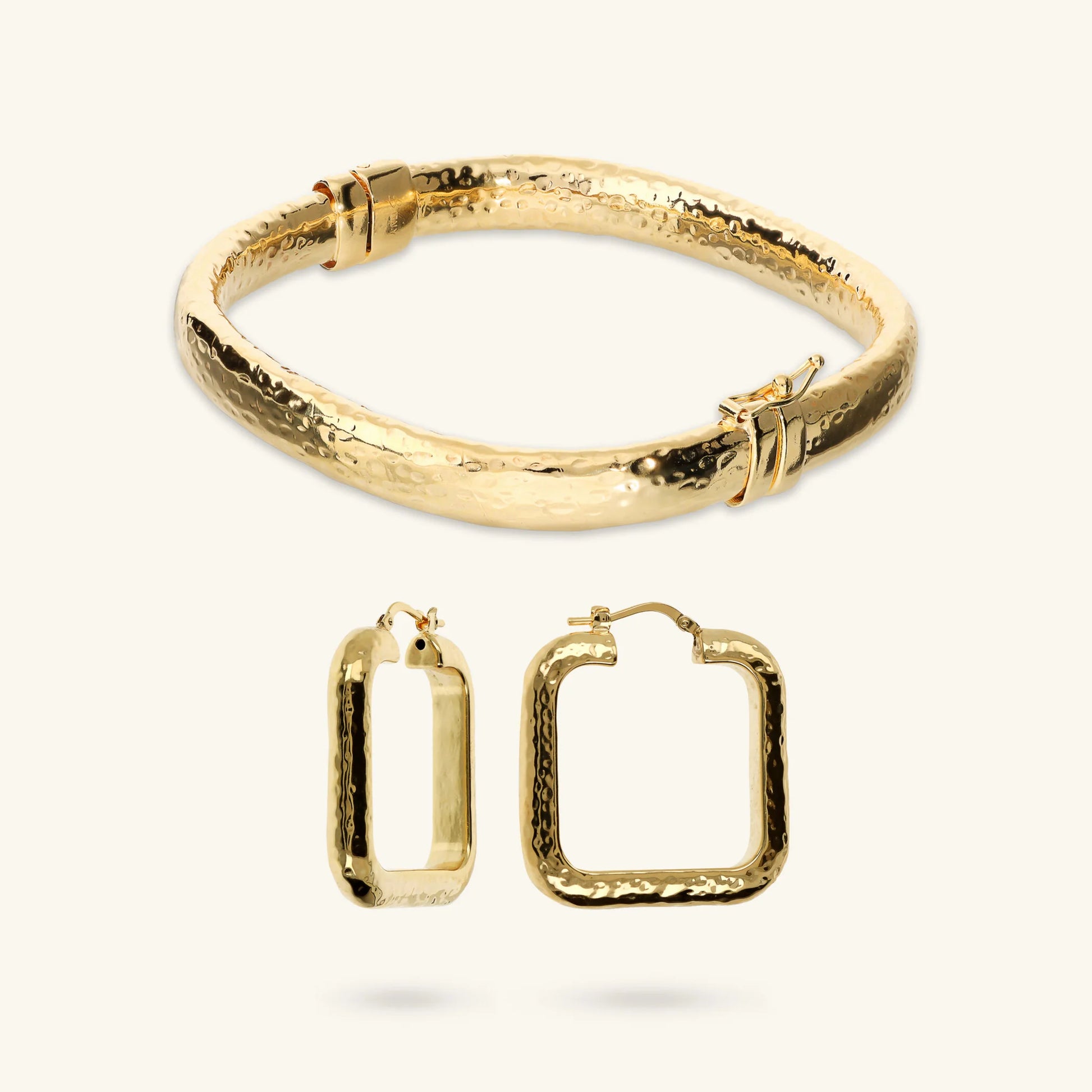 Set starres quadratisches Armband + quadratische gehämmerte Ohrringe