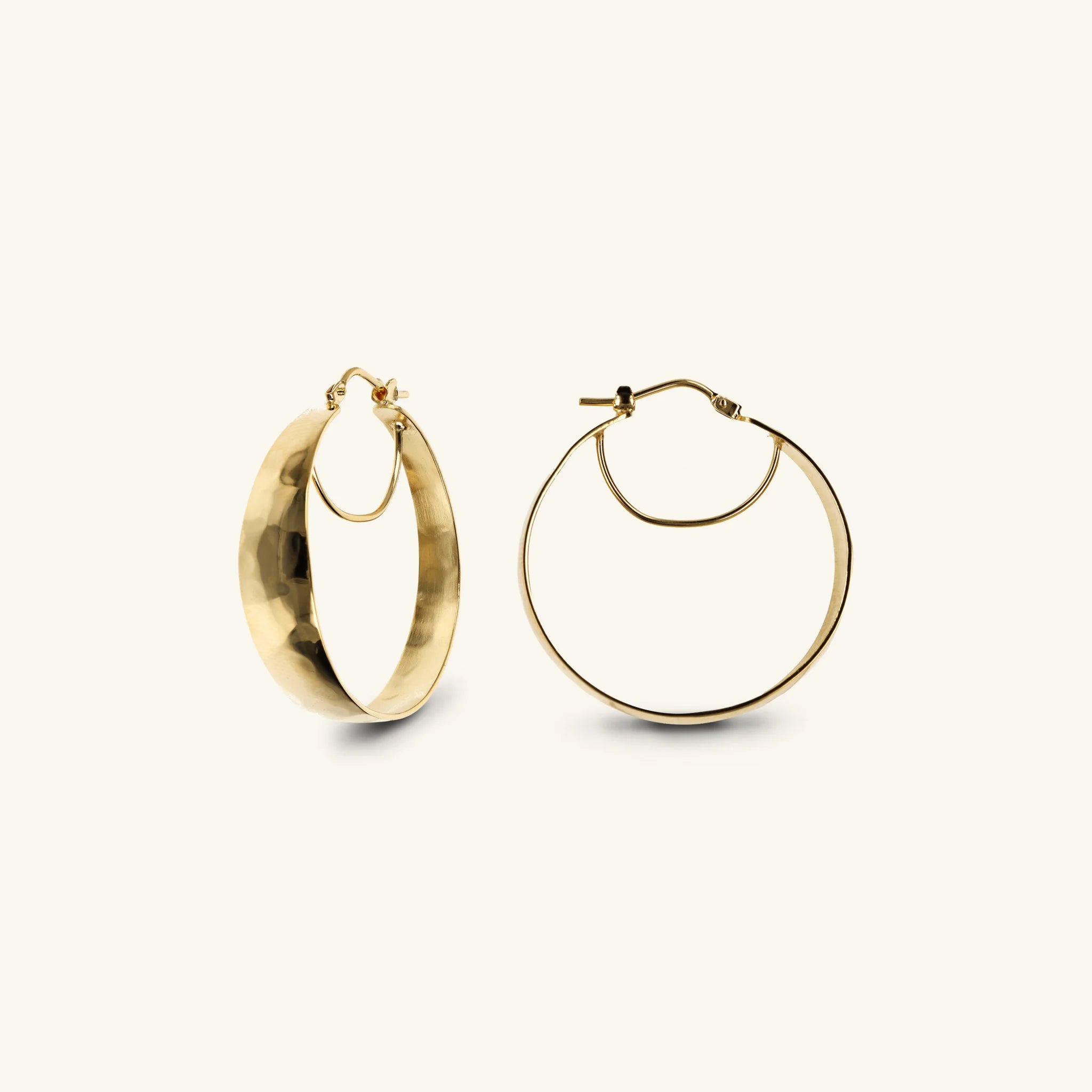 Orecchini a Cerchio Grandi Martellati placcati Oro Giallo 18Kt Graduati Diametro 3cm