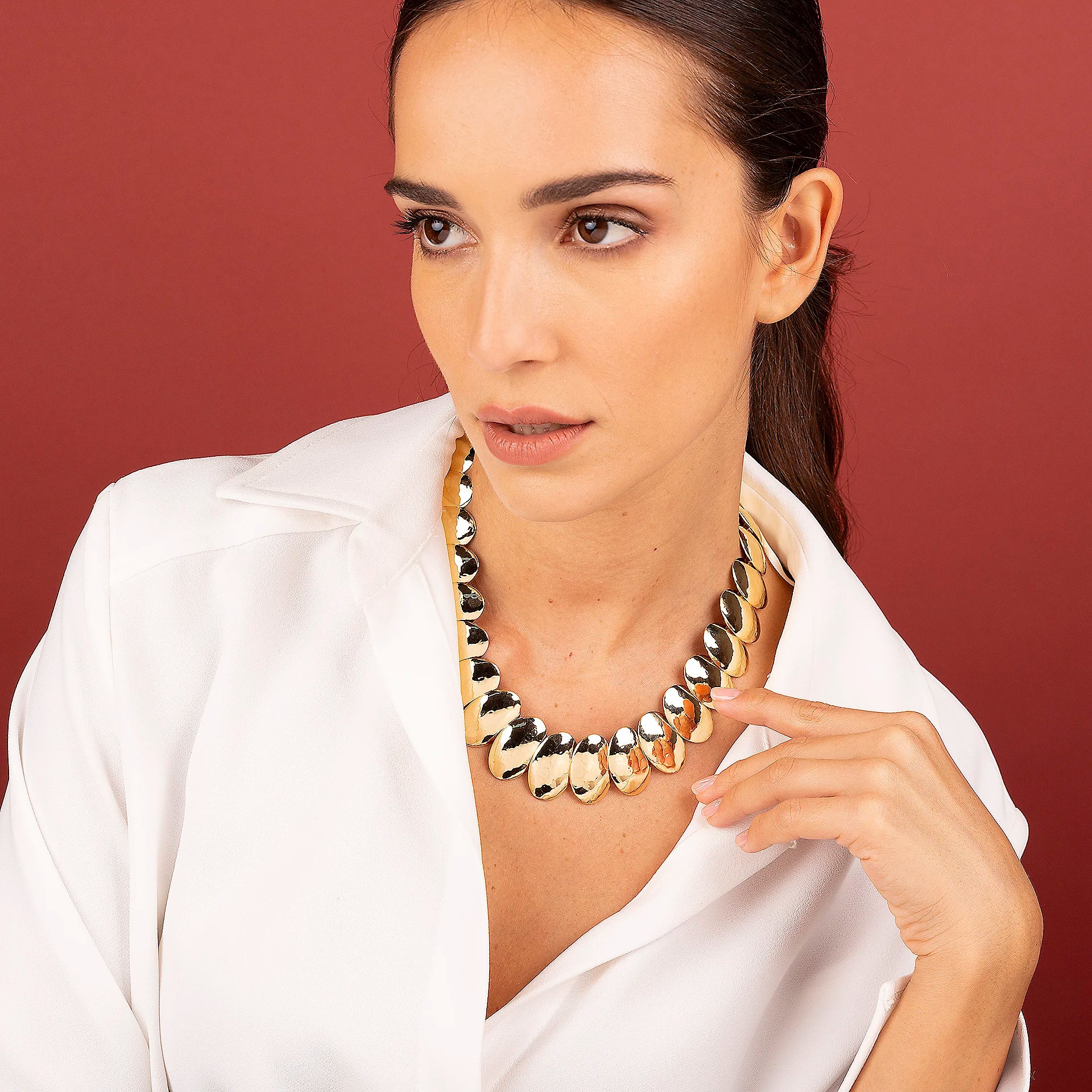 18KT Yellow Gold Plated Necklace with Hammered Ovals
