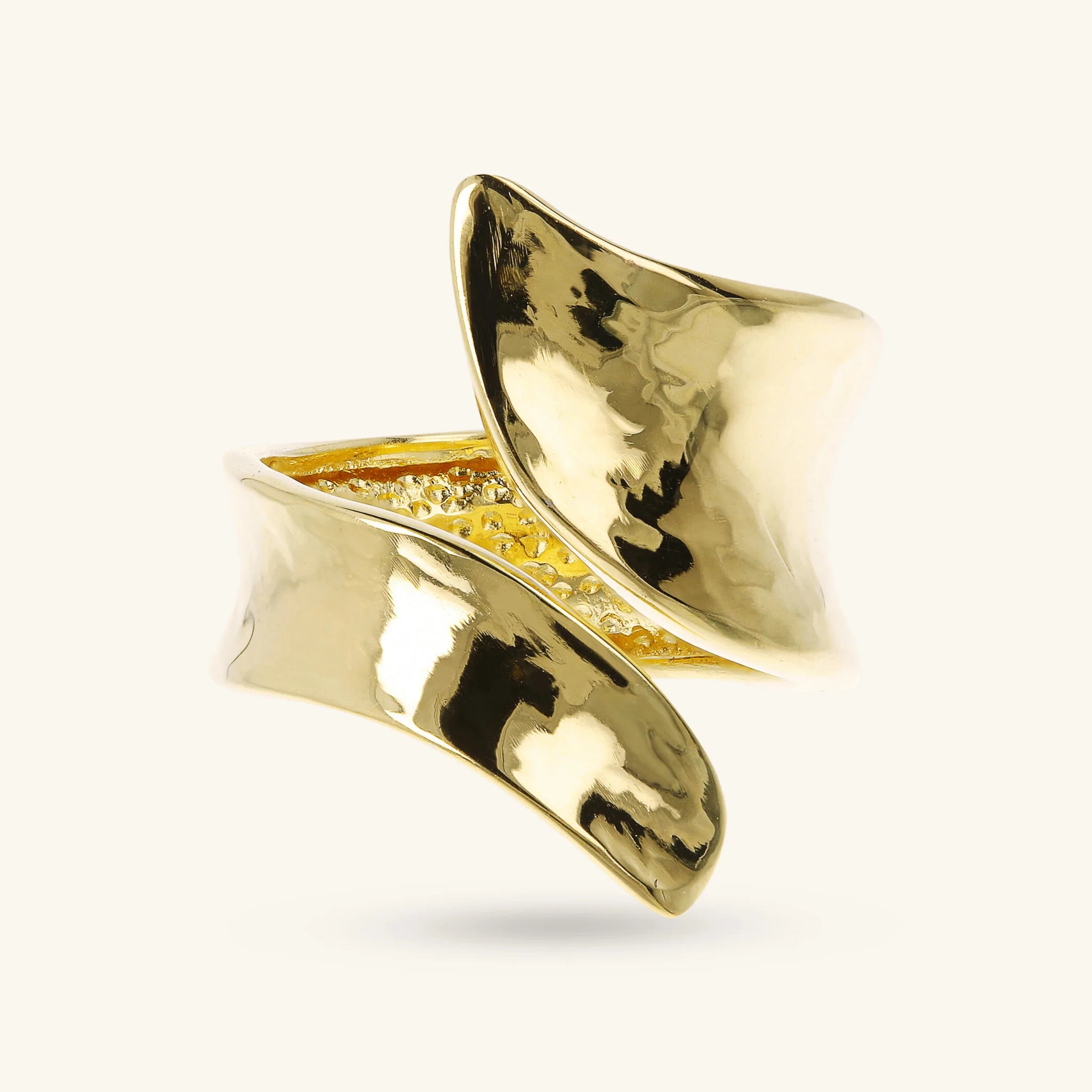 Anello Contrarié Aperto Martellato