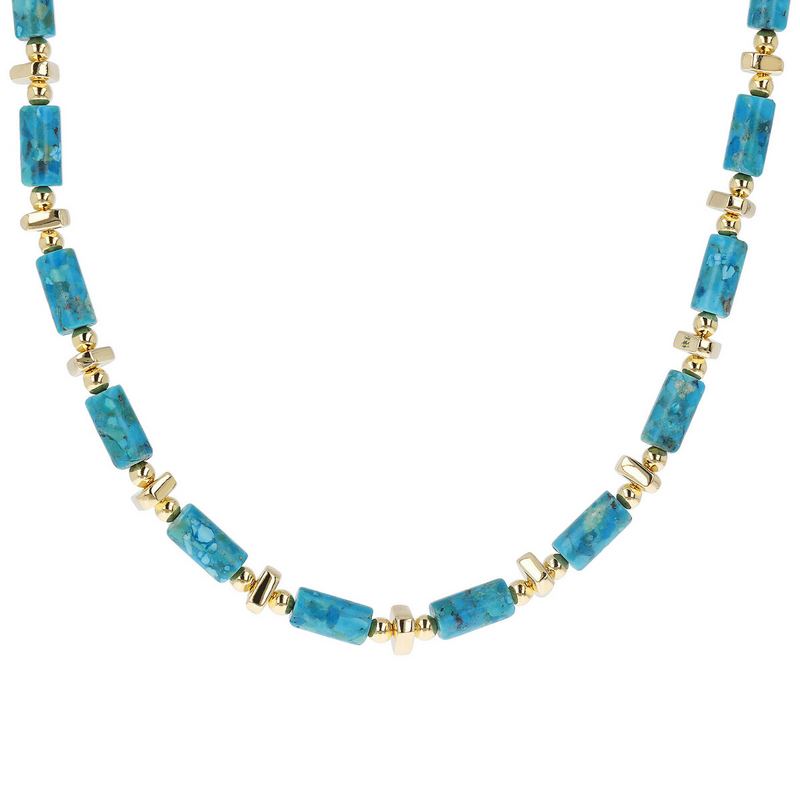 Runde Halskette mit türkisfarbenen Natursteinen und Gold-Scheiben