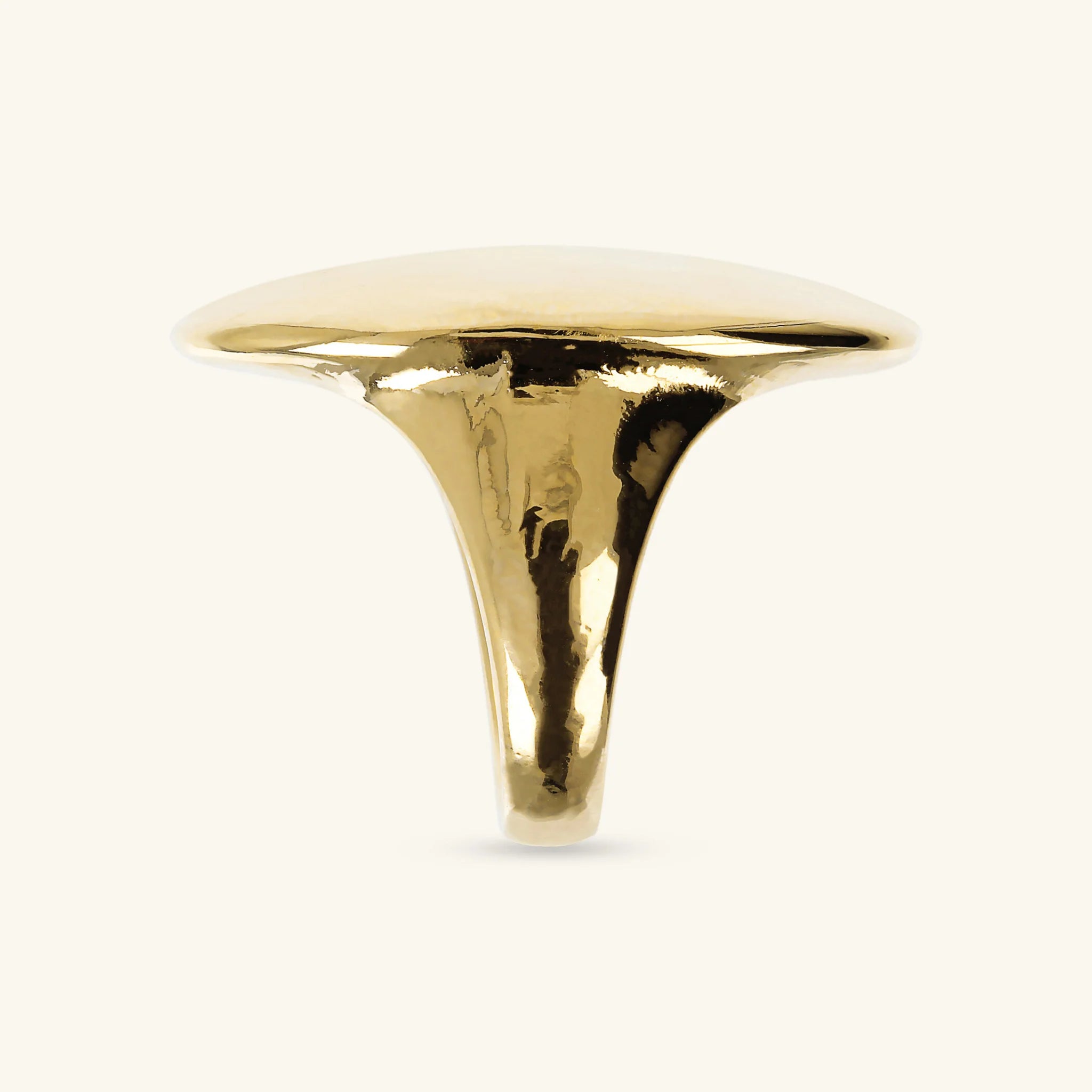 Chevalier gehämmerter Ring in ovaler Form