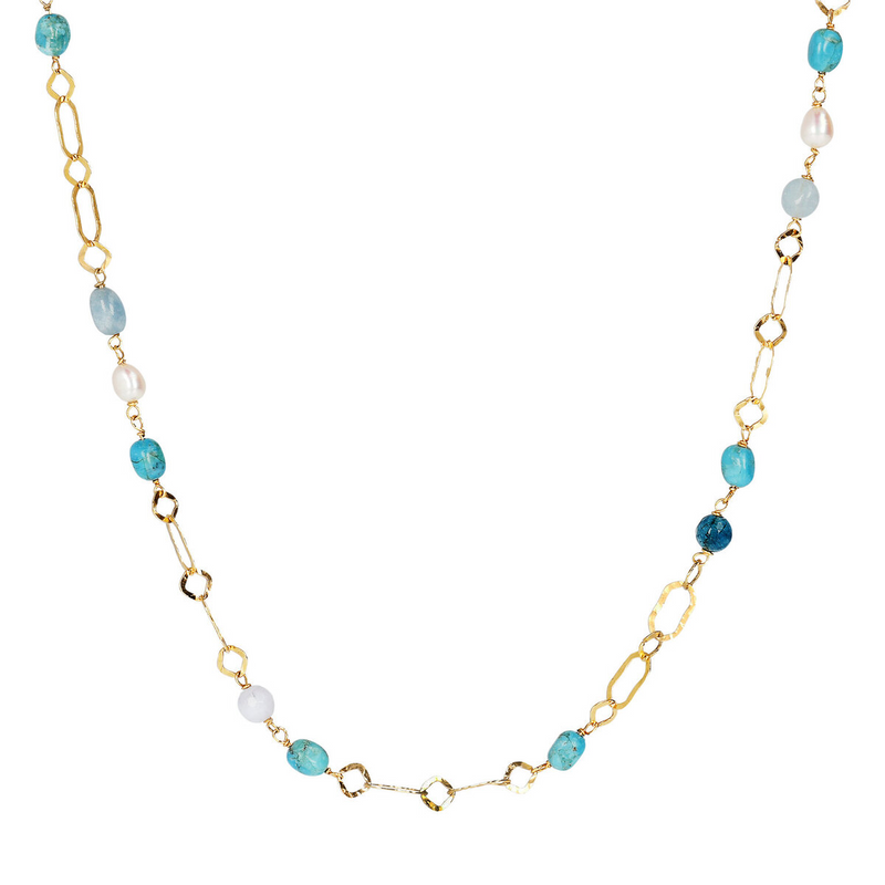 Lange gehämmerte Halskette mit weißen Perlen und blauen Natursteinen