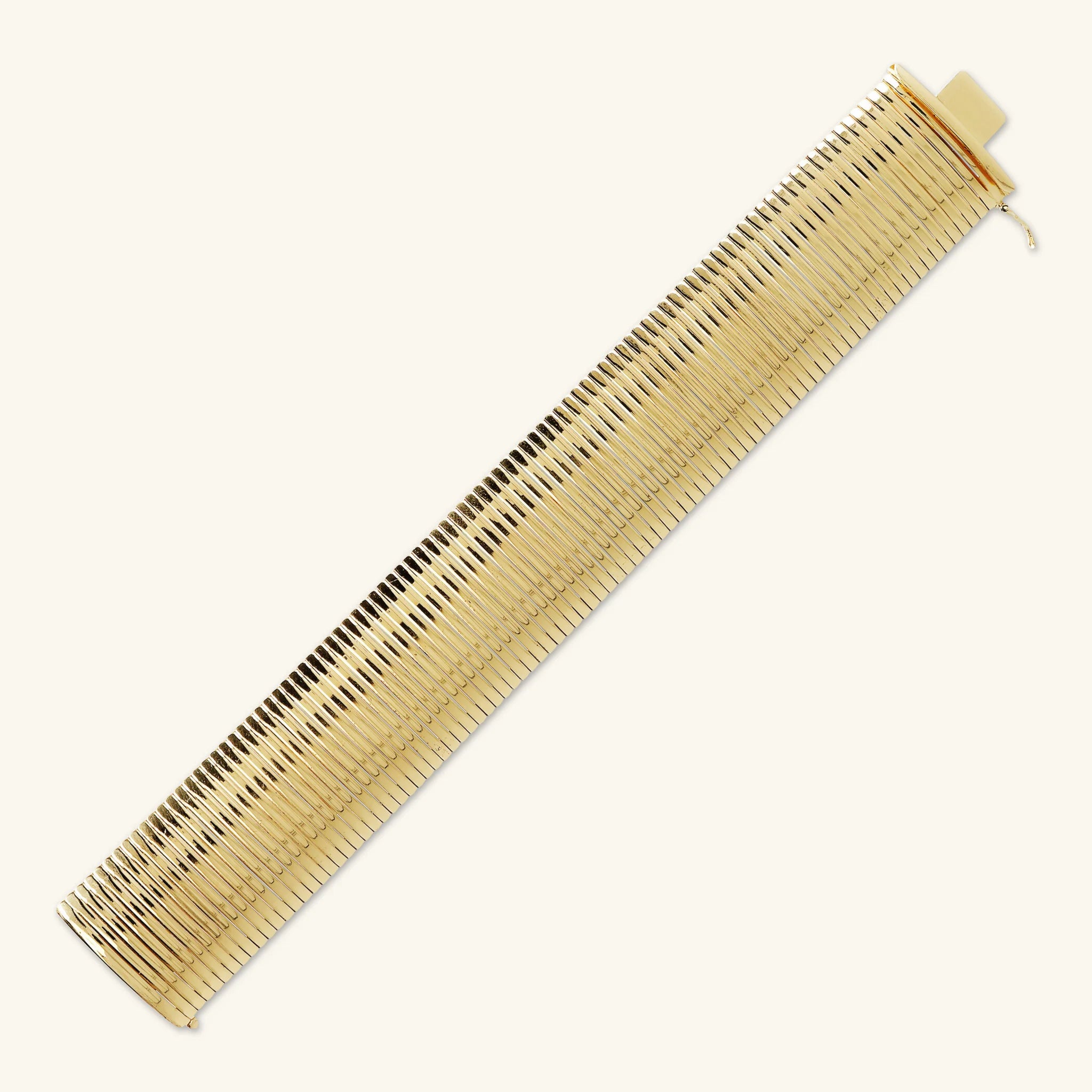 Bold Bracelet 18KT Gold Plated