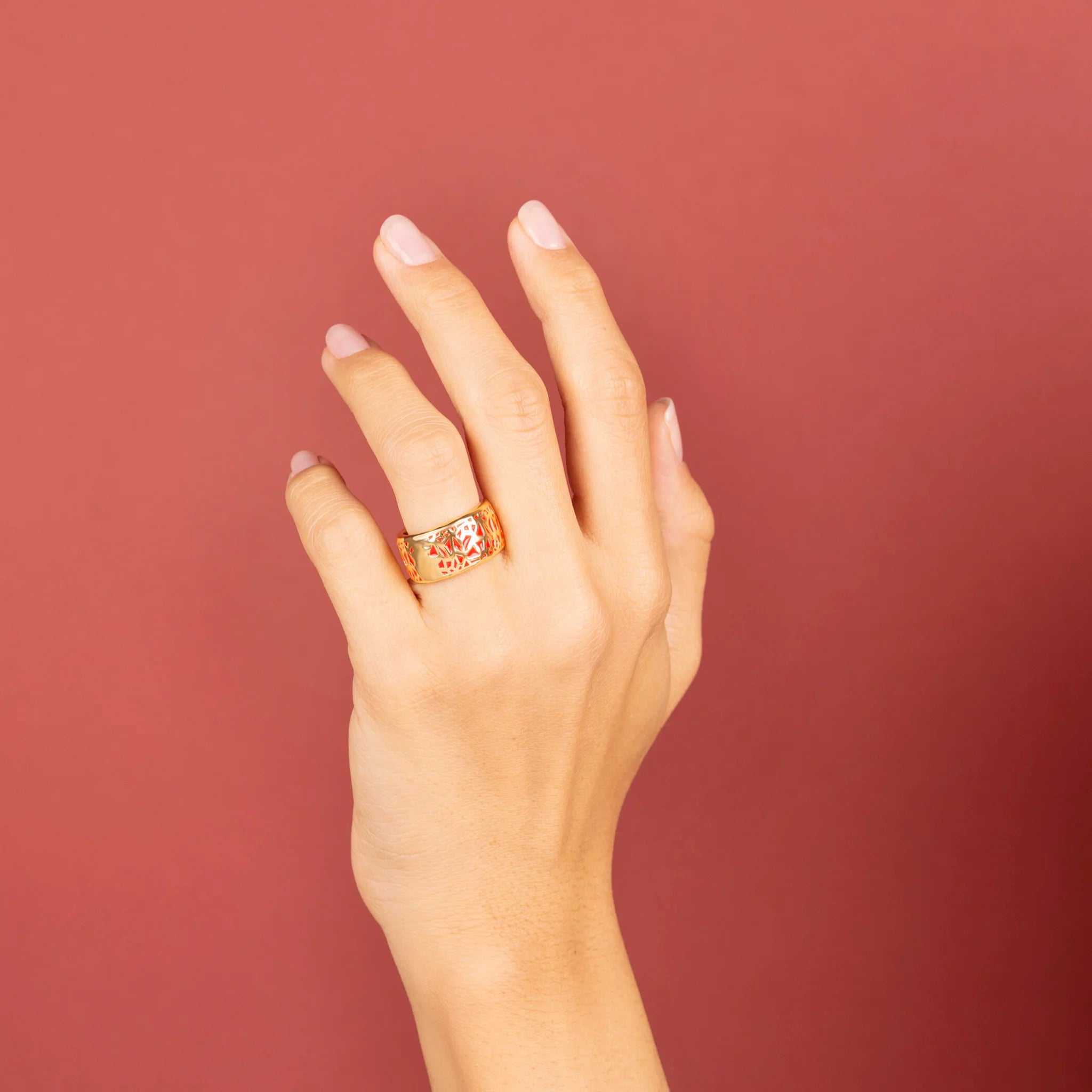 Openwork Enameled Band Ring