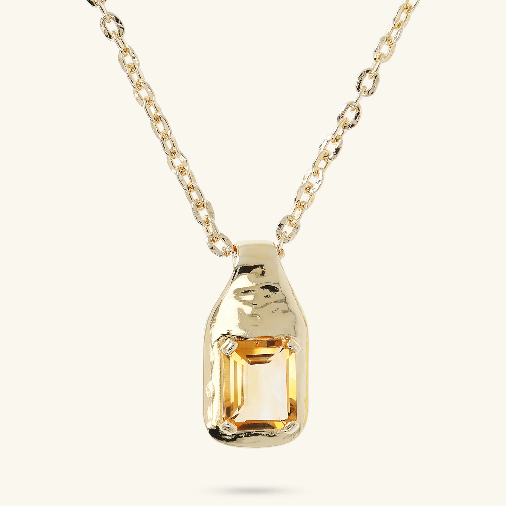 Collana Catena Forzatina con Pendente Martellato e Pietra Naturale