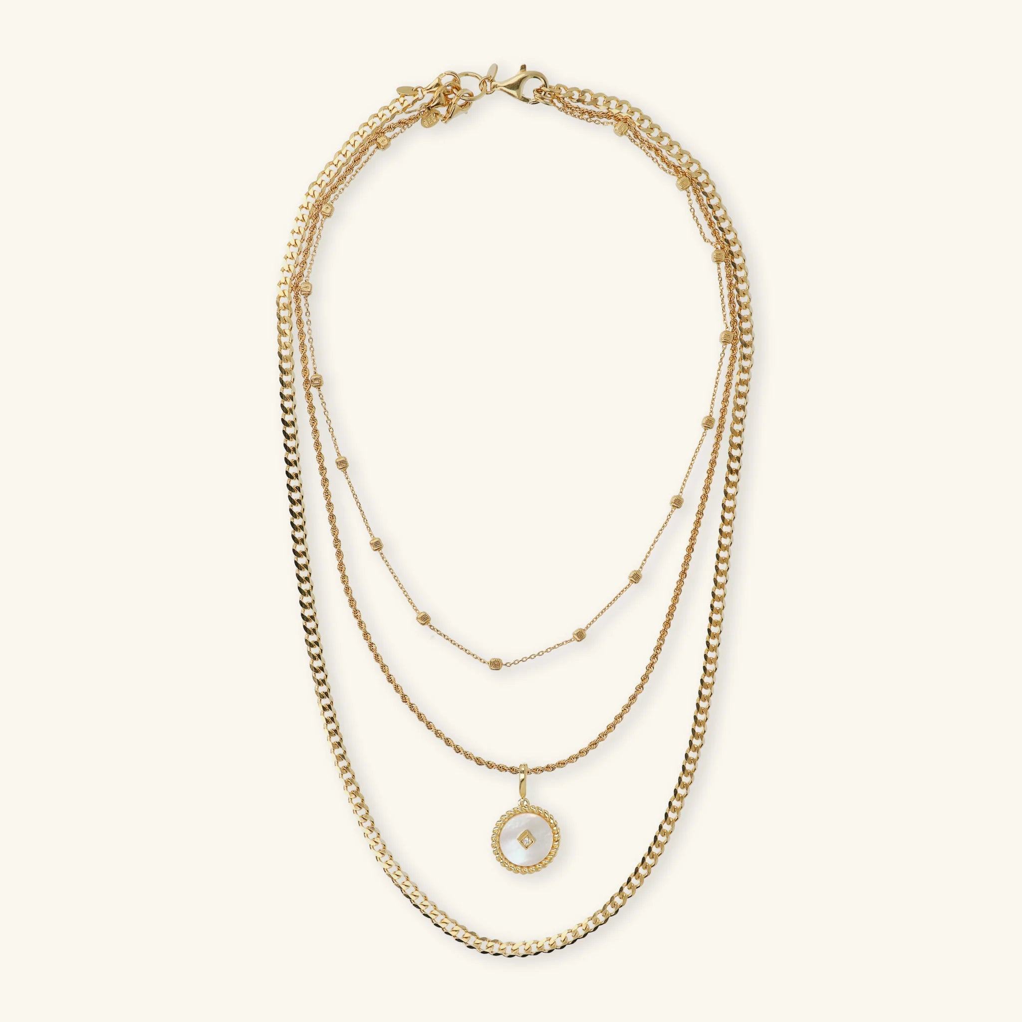 Collana Multifilo con Pendente Tondo in Madreperla Bianca