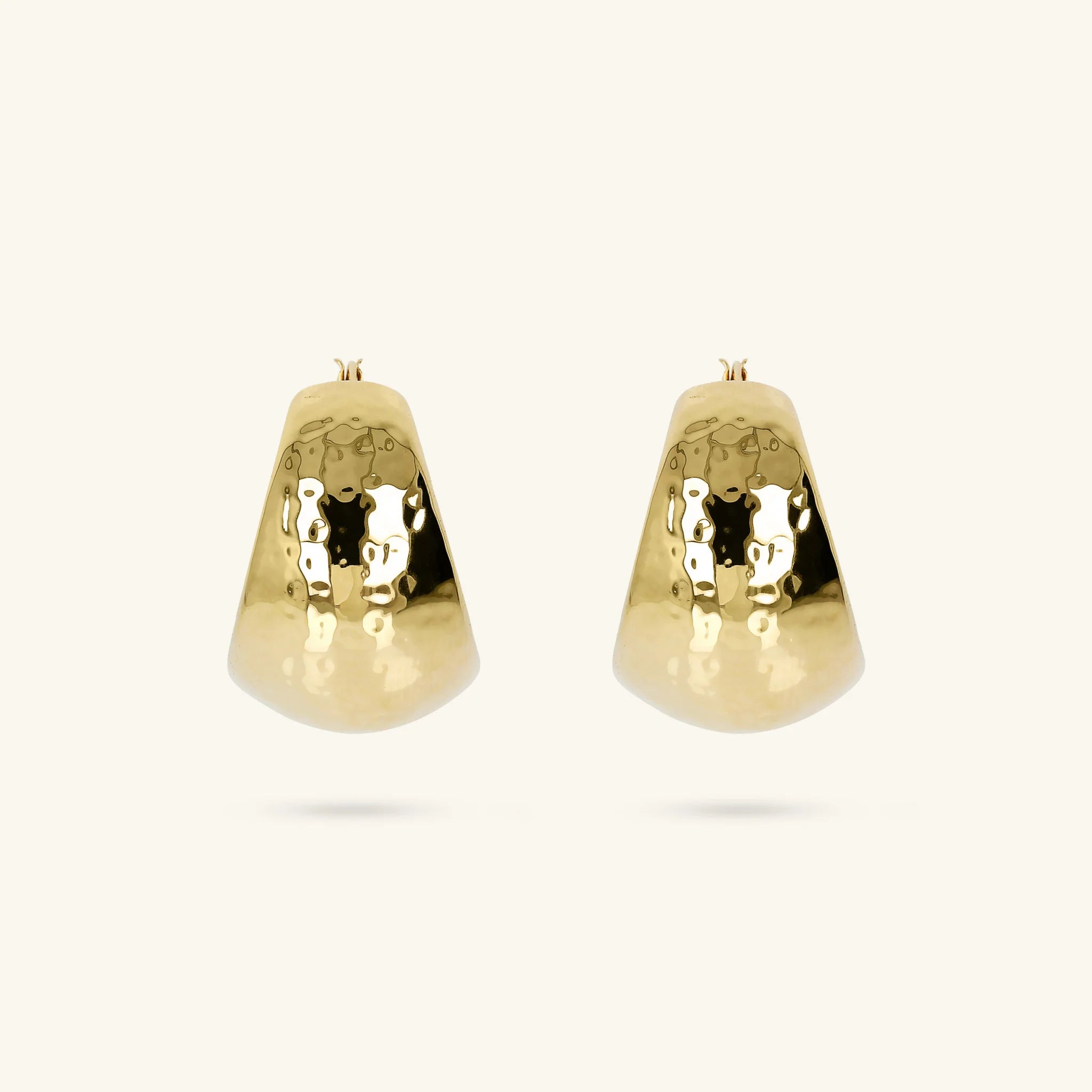 Graduated Design Hammered Hoop Earrings