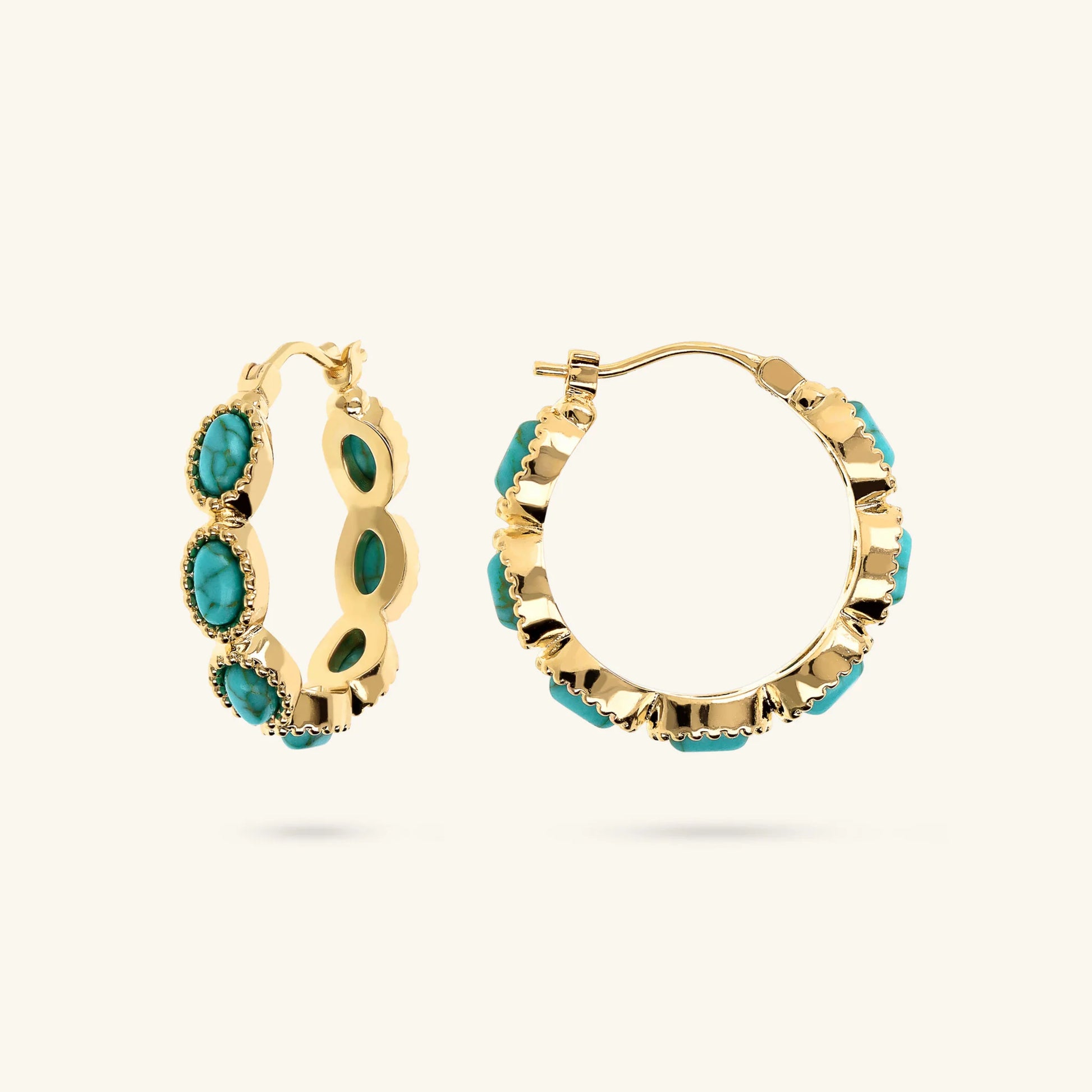 Créoles travaillées avec pierre naturelle turquoise