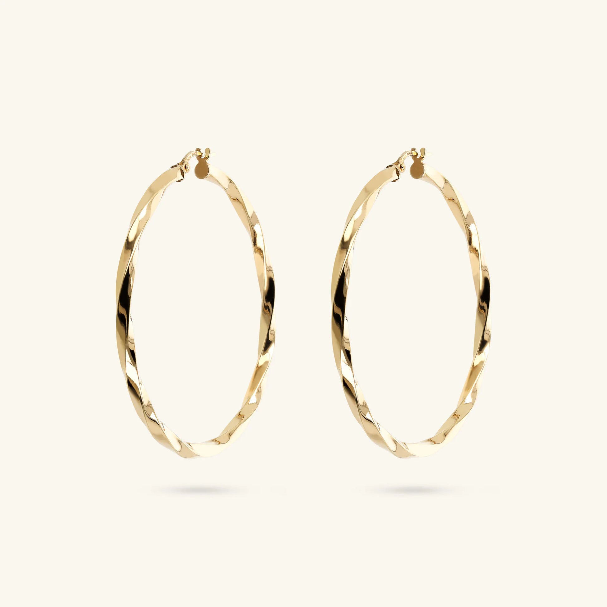 Boucles d'oreilles torsadées