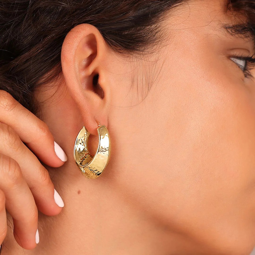 Boucles d'oreilles bouclier ovale martelé