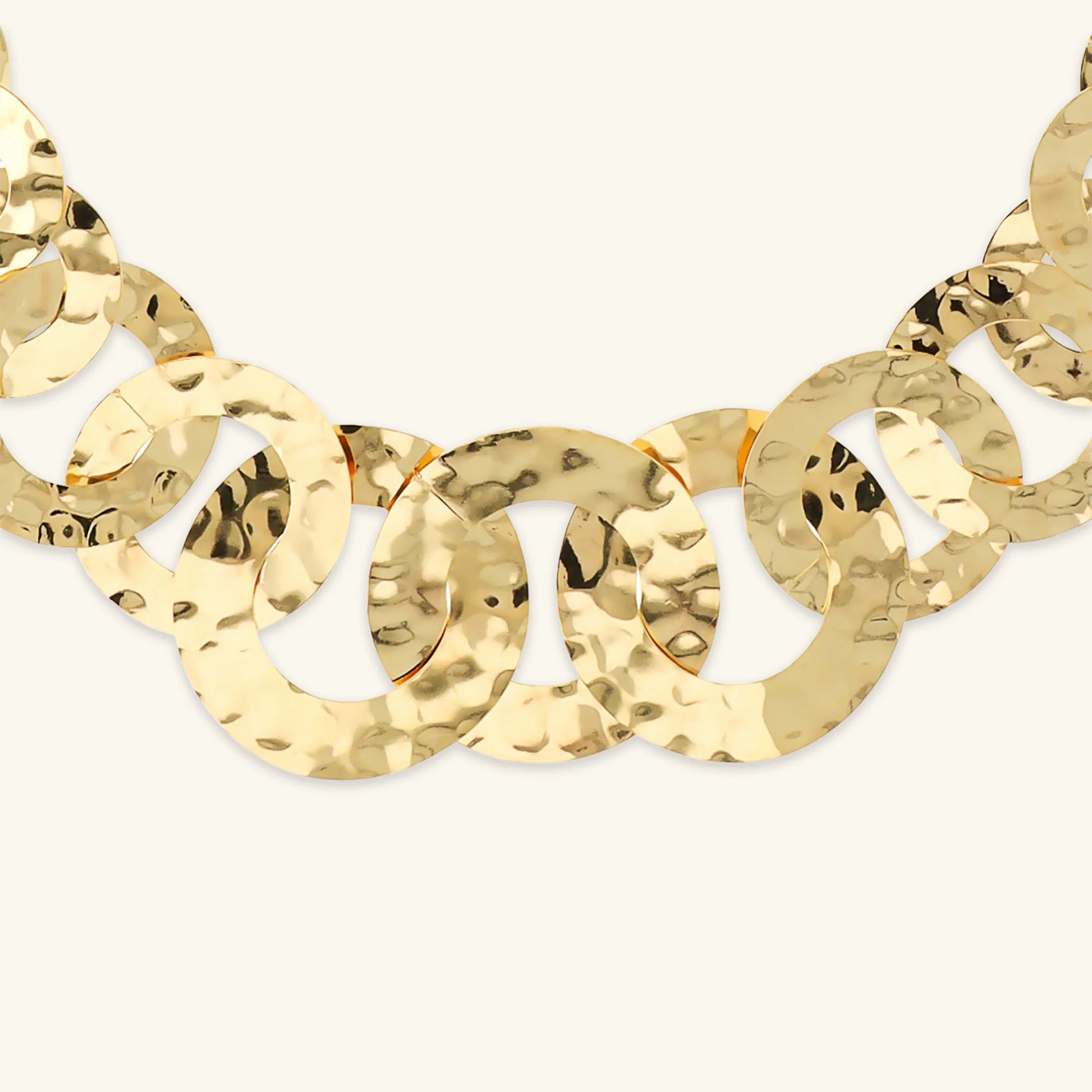 Collier gradué avec maillons disque martelés  