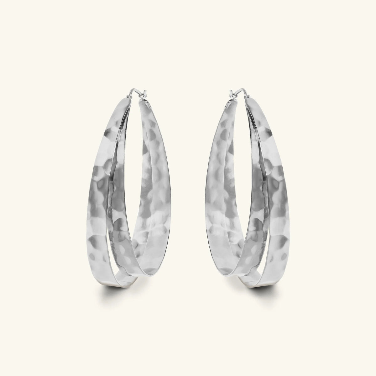 Boucles d'oreilles anneaux ovales martelés doubles  