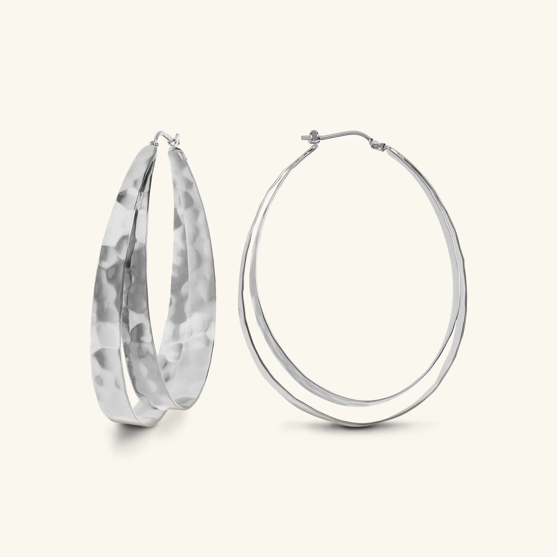 Boucles d'oreilles anneaux ovales martelés doubles  