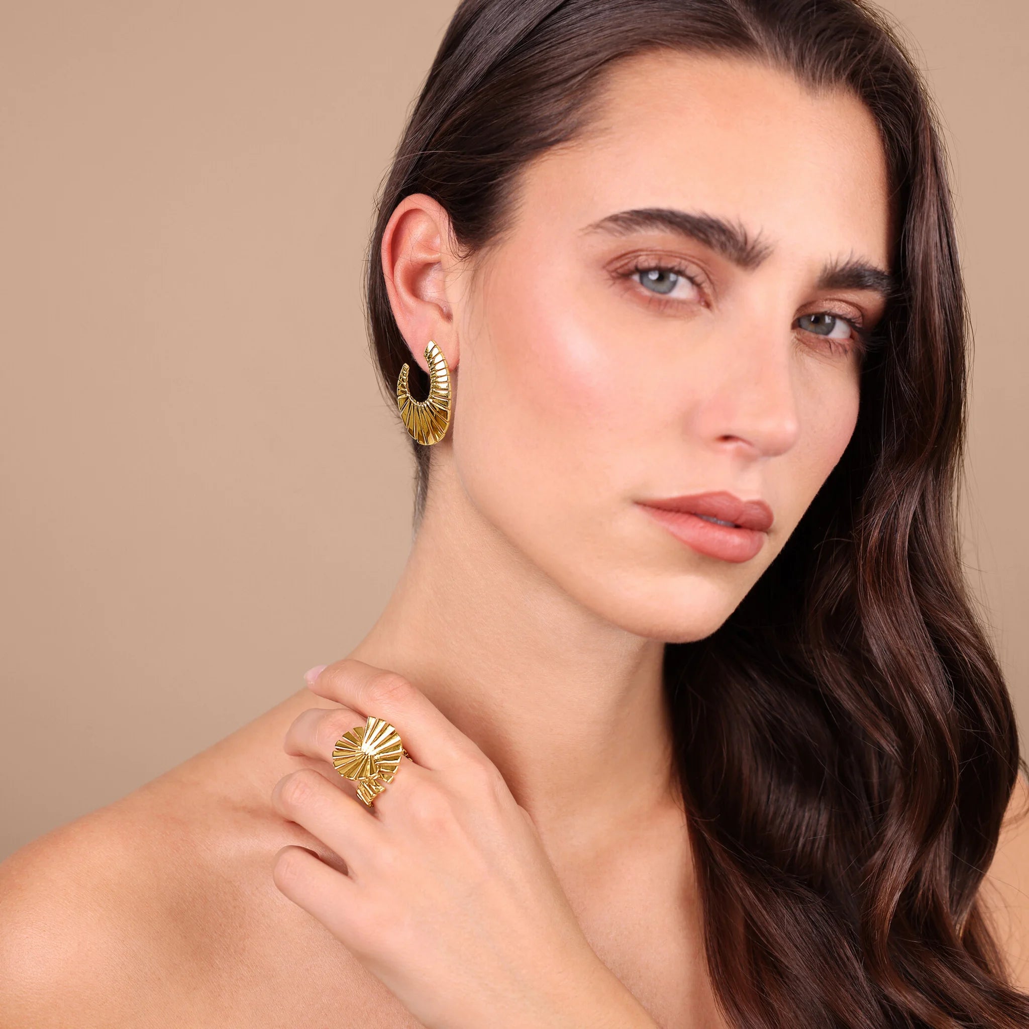 Graduated Cleopatra Drop Earrings