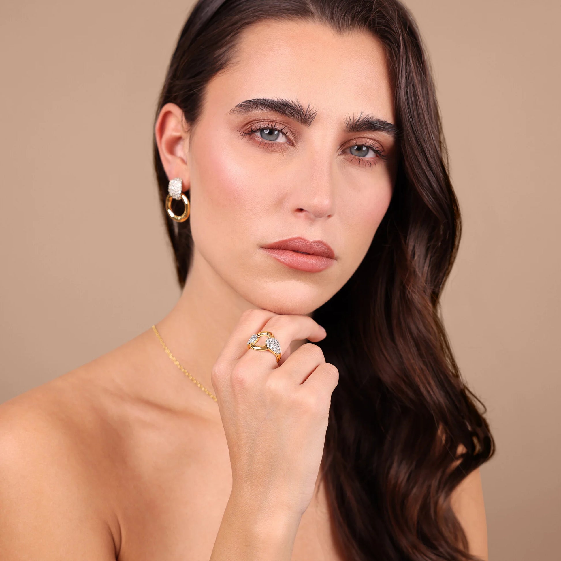 Band Ring with Hammered Link and Cubic Zirconia Pavé