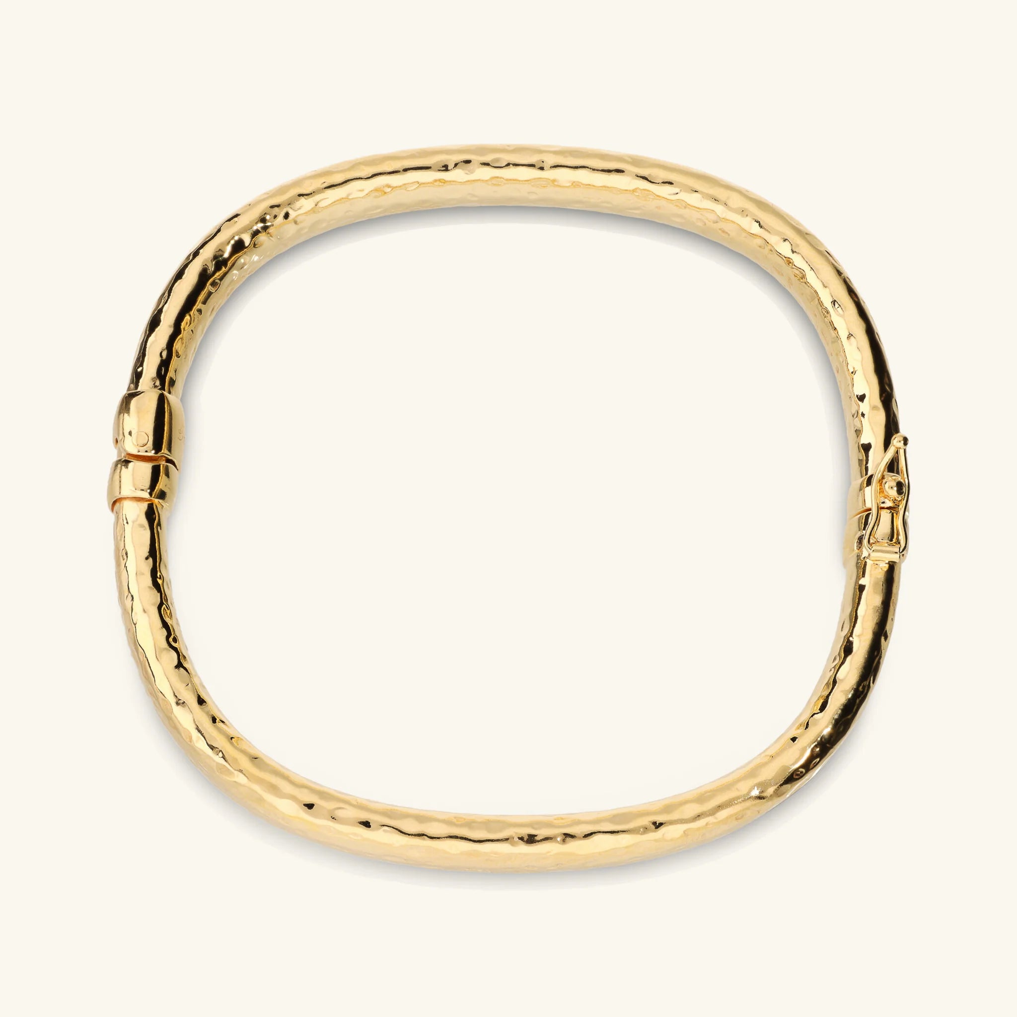 Bracciale Rigido Quadrato Martellato