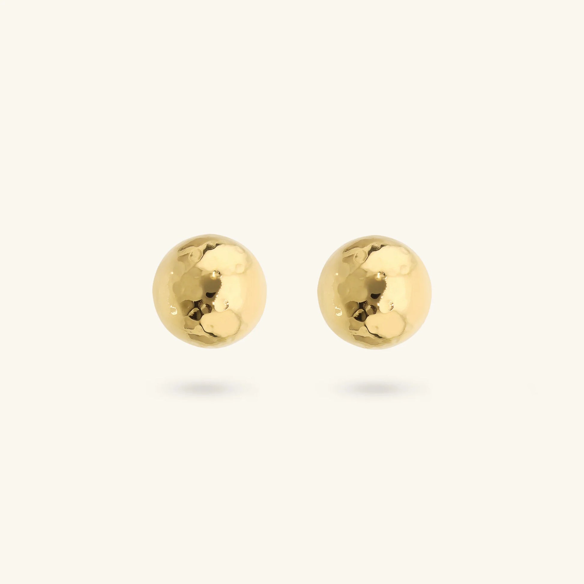 Boucles d'oreilles clous martelés  
