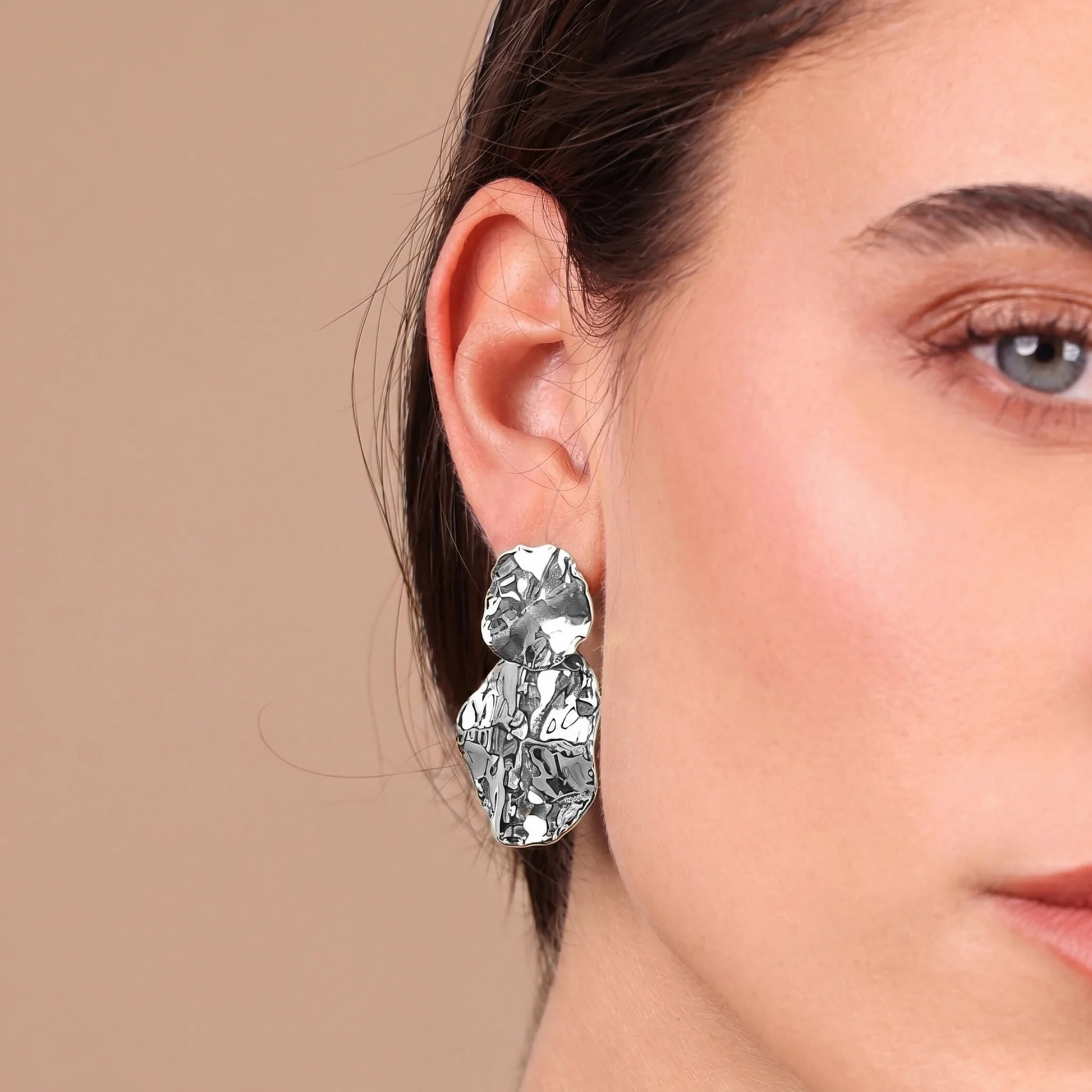 Hammered Double Graduated Disc Earrings