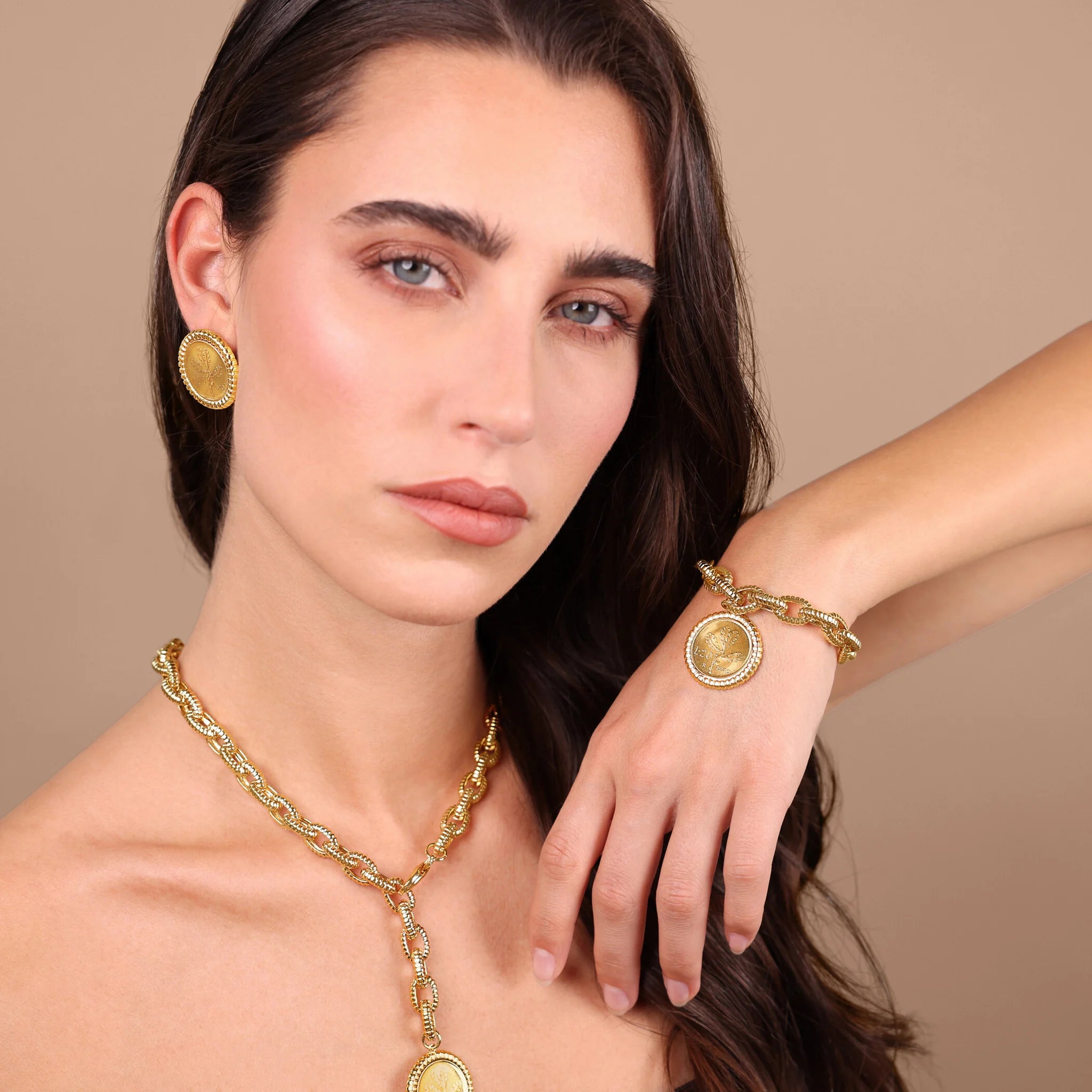Oval Textured Links Bracelet with Coin Charm
