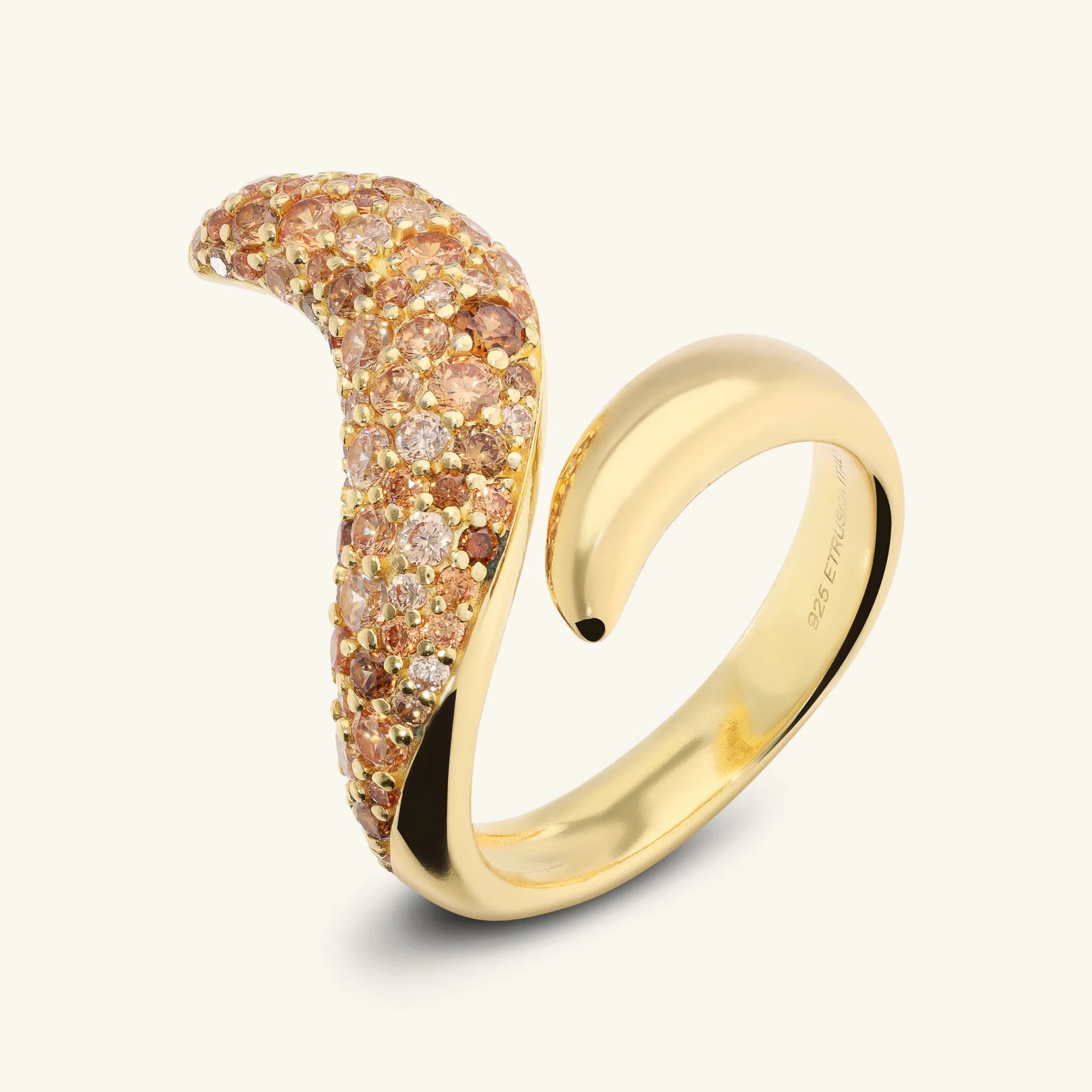 Contrarié Wave Ring mit Cubic Zirkonia Pavé
