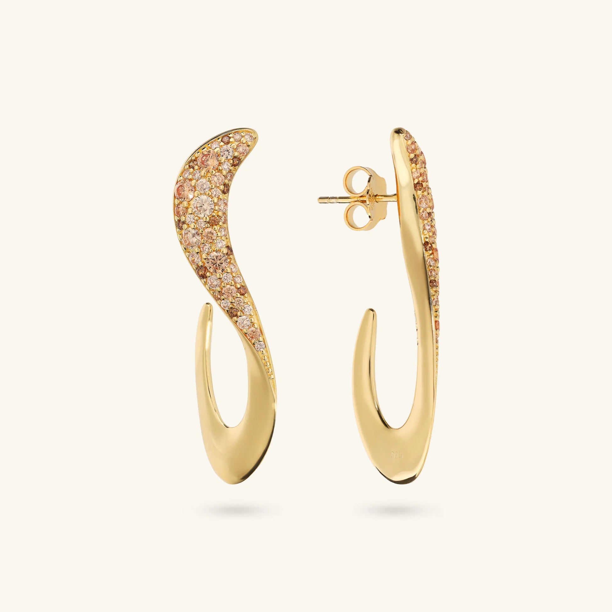 Orecchini Pendenti Onda con Pavé di Cubic Zirconia
